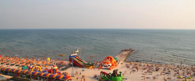 Железный порт - это широкий пляж и развитая инфраструктура